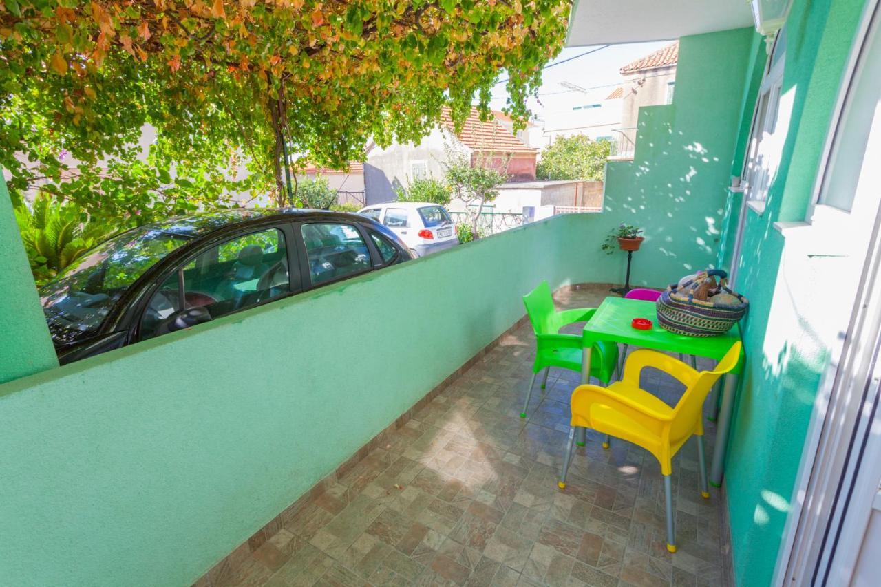 Green Garden Rooms & Apartments Makarska Exterior photo